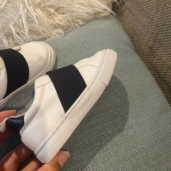 Crazy 8 size 6c toddler shoes, slip ons - Picture 9 of 13